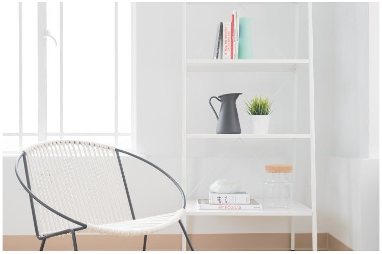  WHITE COLLECTION